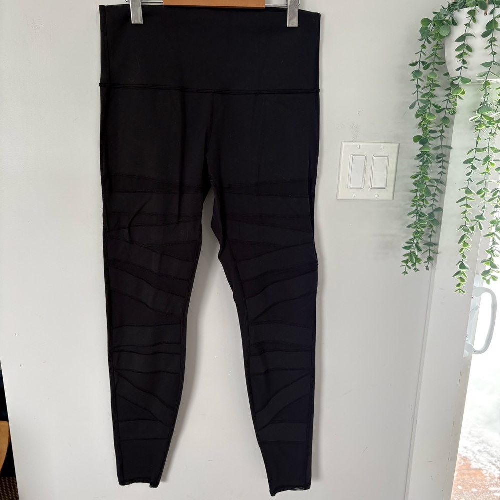 Lululemon High Rise Mesh Panel Moto Detail Tight Leggings Black Size 12